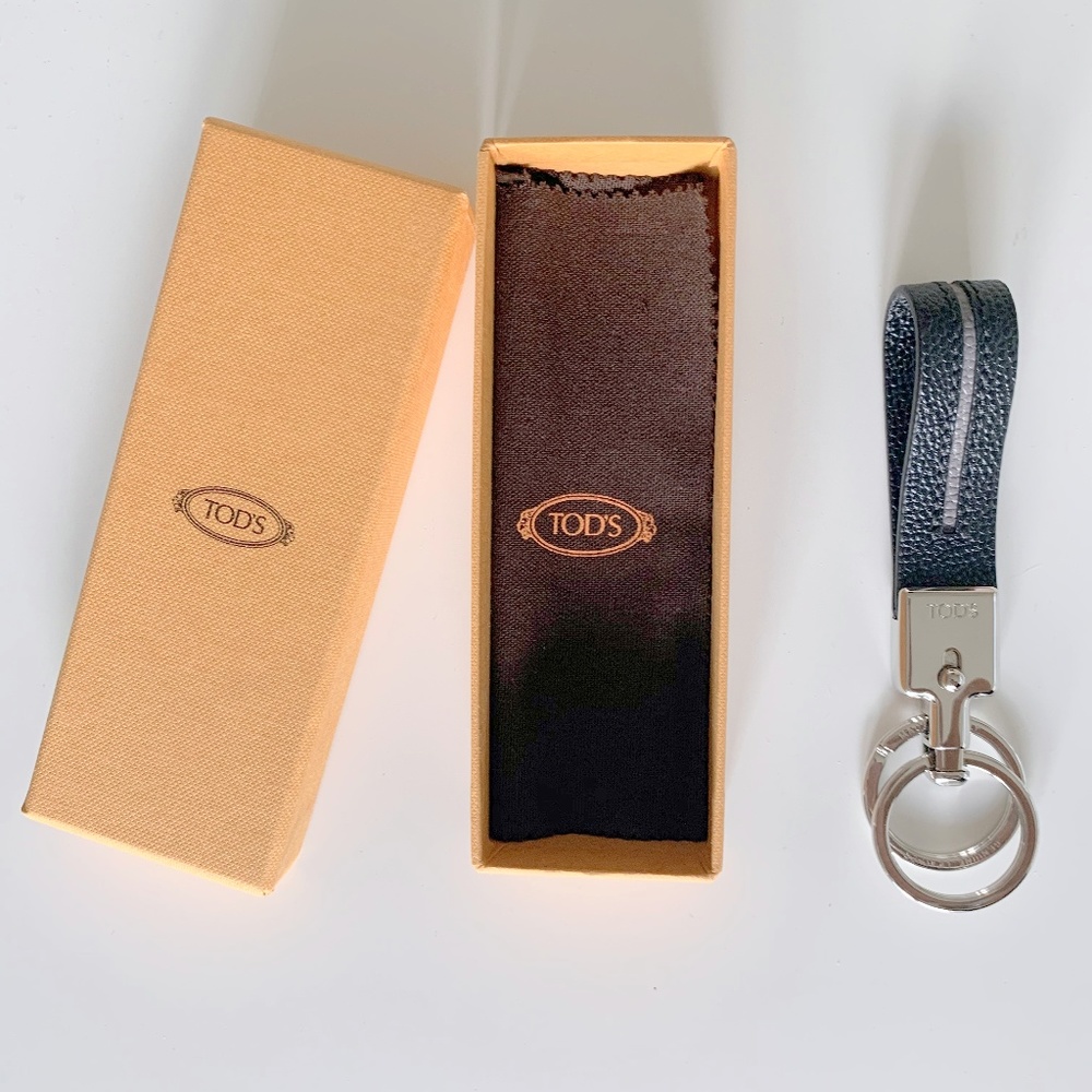 TOD'S leather keyring key ring tab charm